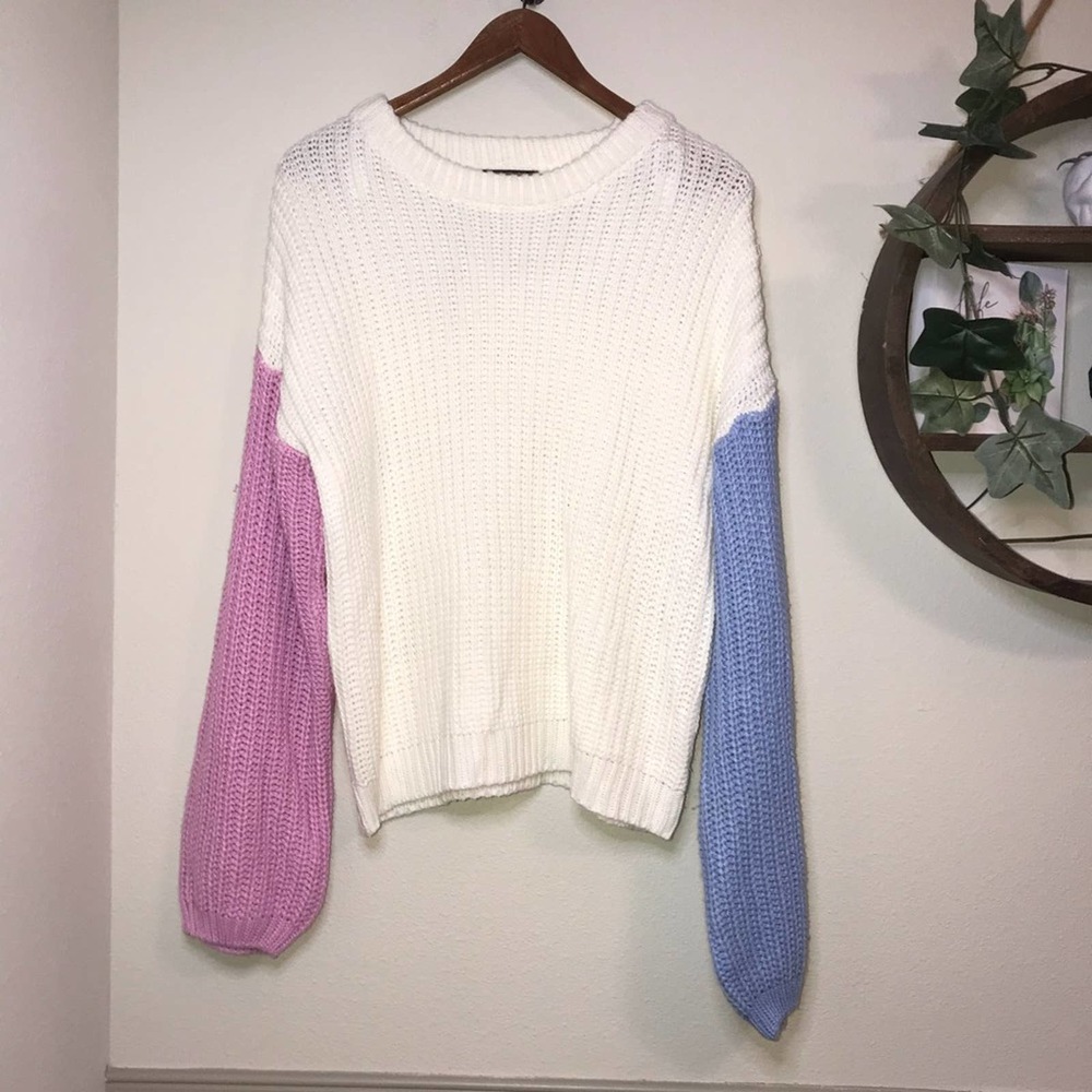 Over Kleshas multicolored sleeves sweater size m/l